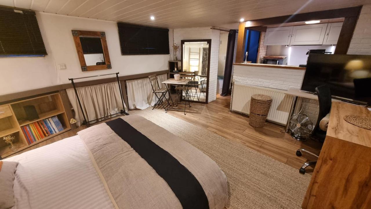Logement Vue Sur La Seine Boulogne-Billancourt Ngoại thất bức ảnh
