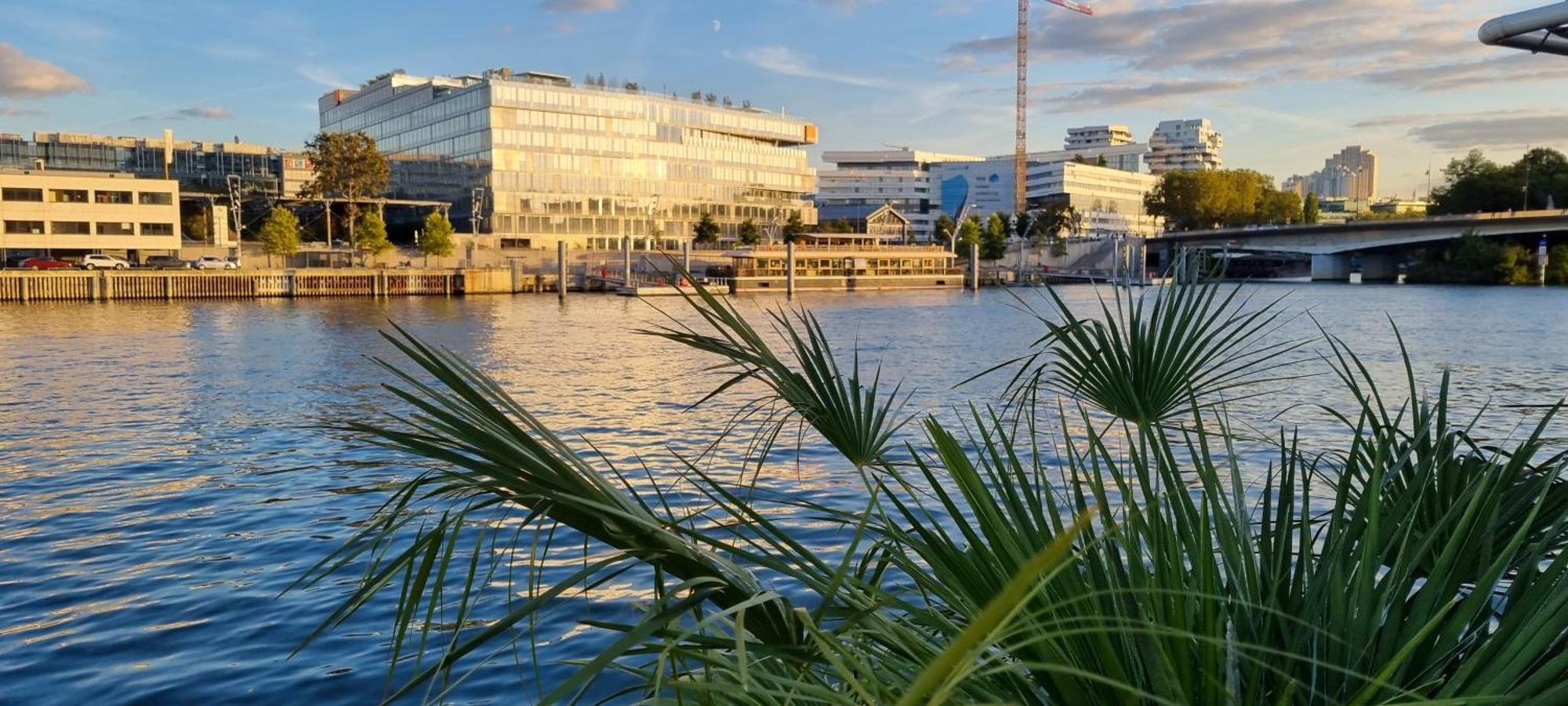 Logement Vue Sur La Seine Boulogne-Billancourt Ngoại thất bức ảnh